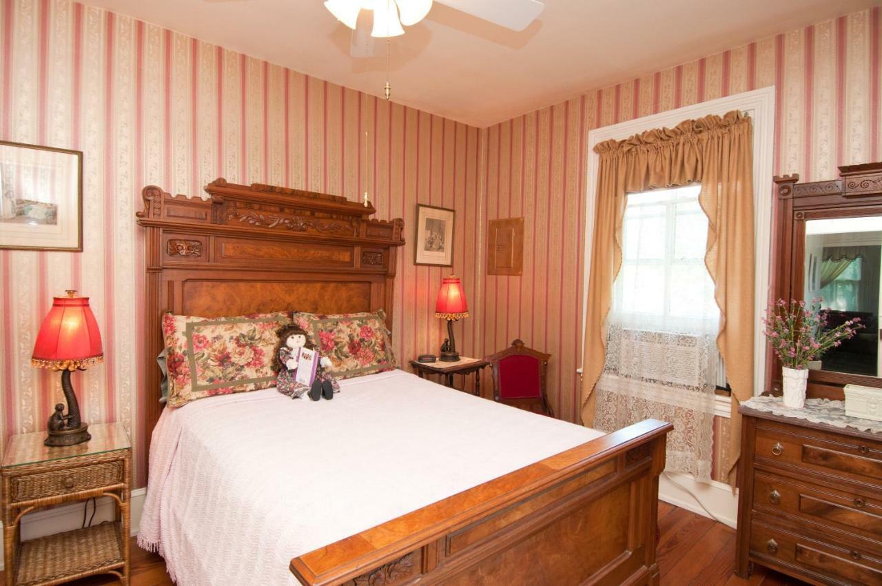 Thomas Webster House Hotel Cape May Exterior photo